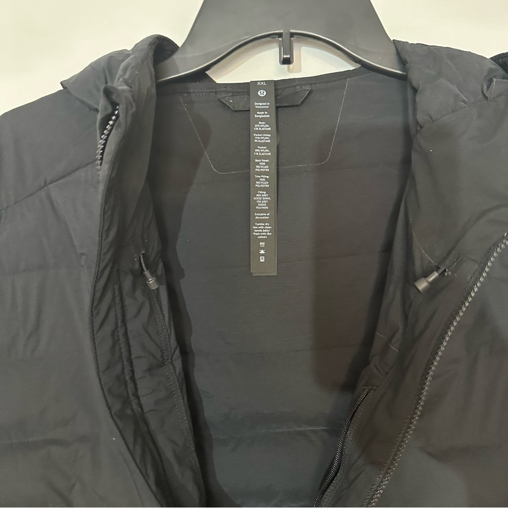 Lululemon Navigation Down Hoodie w/flaw - Picture 3 of 9